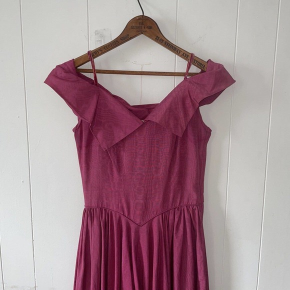 Vintage 1930s-1950s Fuschia Moire Evening/Formal/Cocktail Dress Off Shoulder - Picture 1 of 7